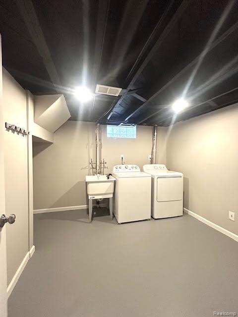 Ferndale City, Michigan 48220, United States, 3 Bedrooms Bedrooms, ,2 BathroomsBathrooms,Residential,Pending,168577