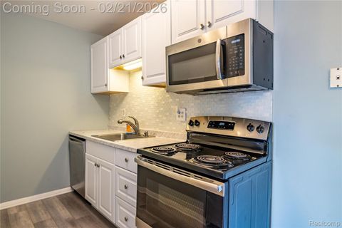 Tiny photo for 801 Plate Street #201, Rochester City, MI 48307 (MLS # 20261009454)