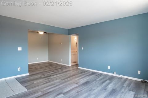 Tiny photo for 801 Plate Street #201, Rochester City, MI 48307 (MLS # 20261009454)