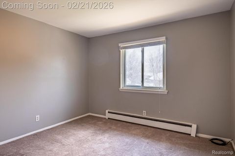 Tiny photo for 801 Plate Street #201, Rochester City, MI 48307 (MLS # 20261009454)