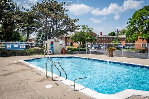 Tiny photo for 801 Plate Street #201, Rochester City, MI 48307 (MLS # 20261009454)