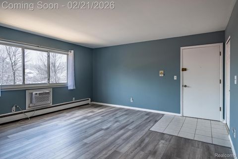Tiny photo for 801 Plate Street #201, Rochester City, MI 48307 (MLS # 20261009454)