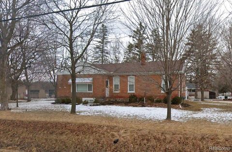 6209 E Atherton Road Burton City MI 48519