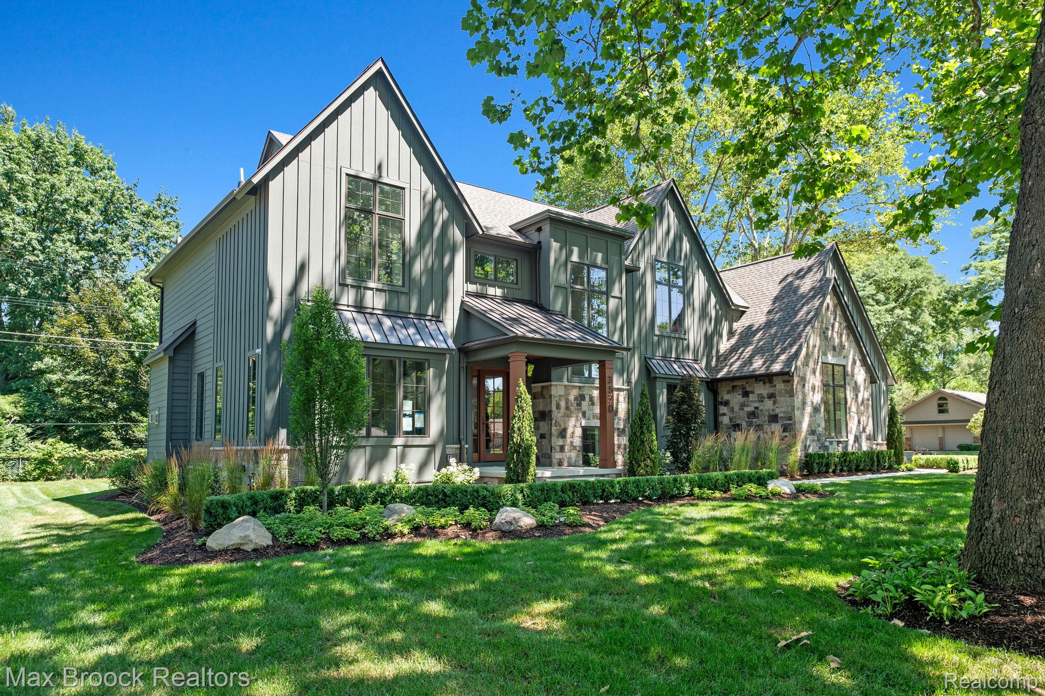 3570 BERKSHIRE Drive