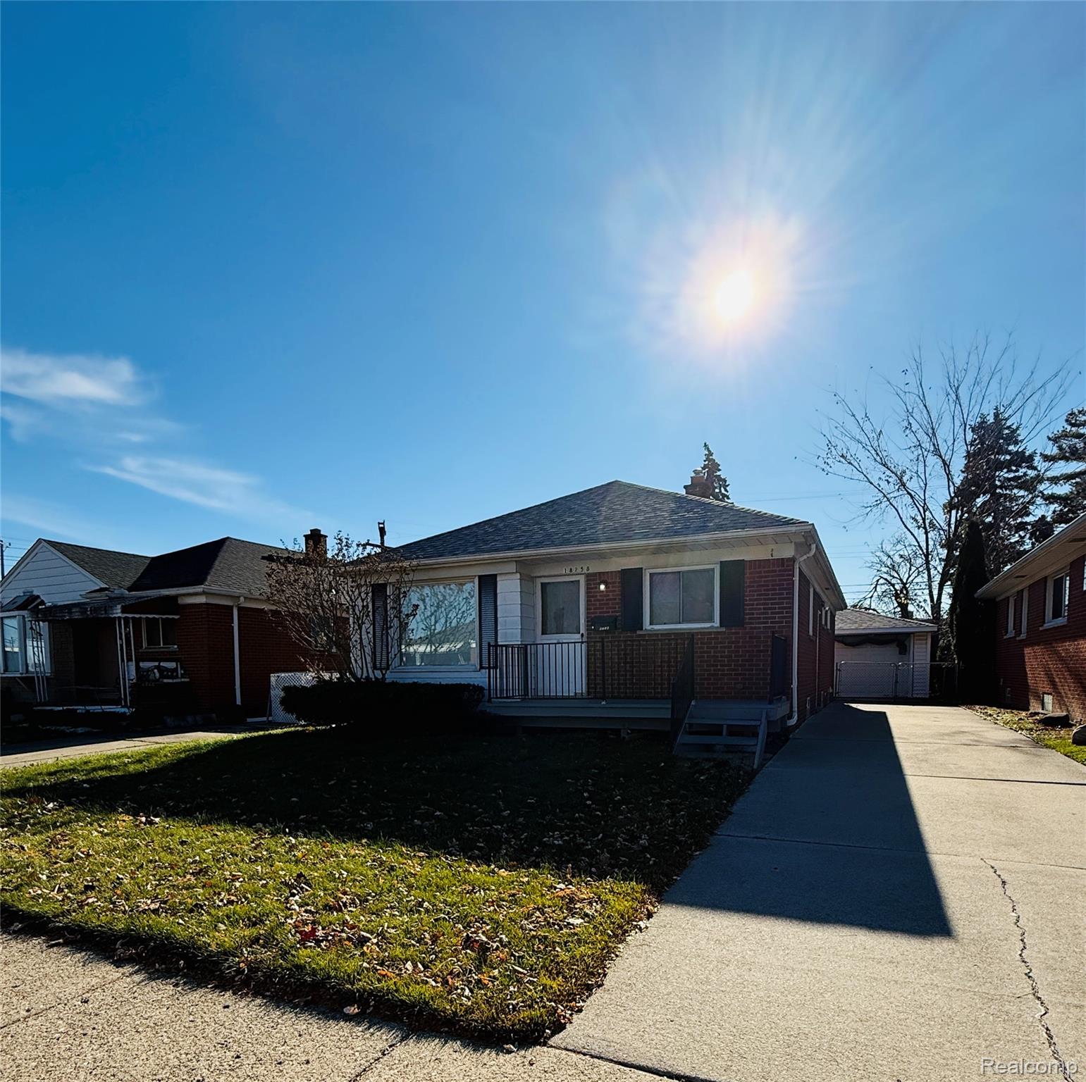 18258 Curtain Avenue