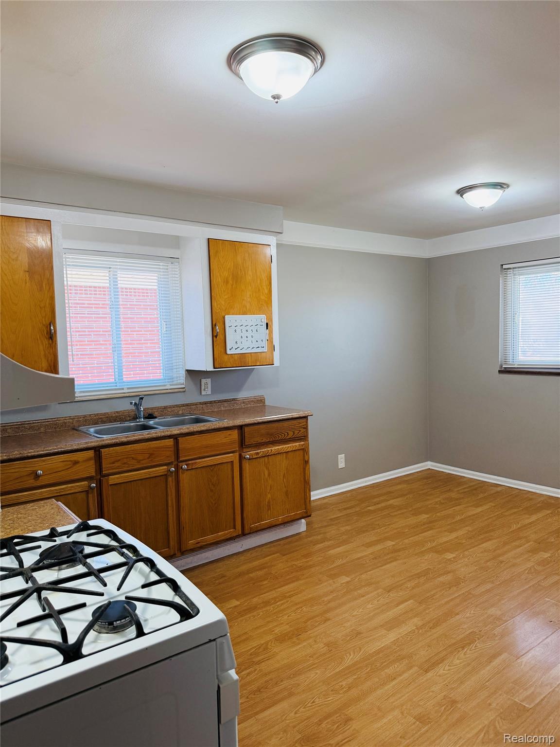 18258 Curtain Avenue