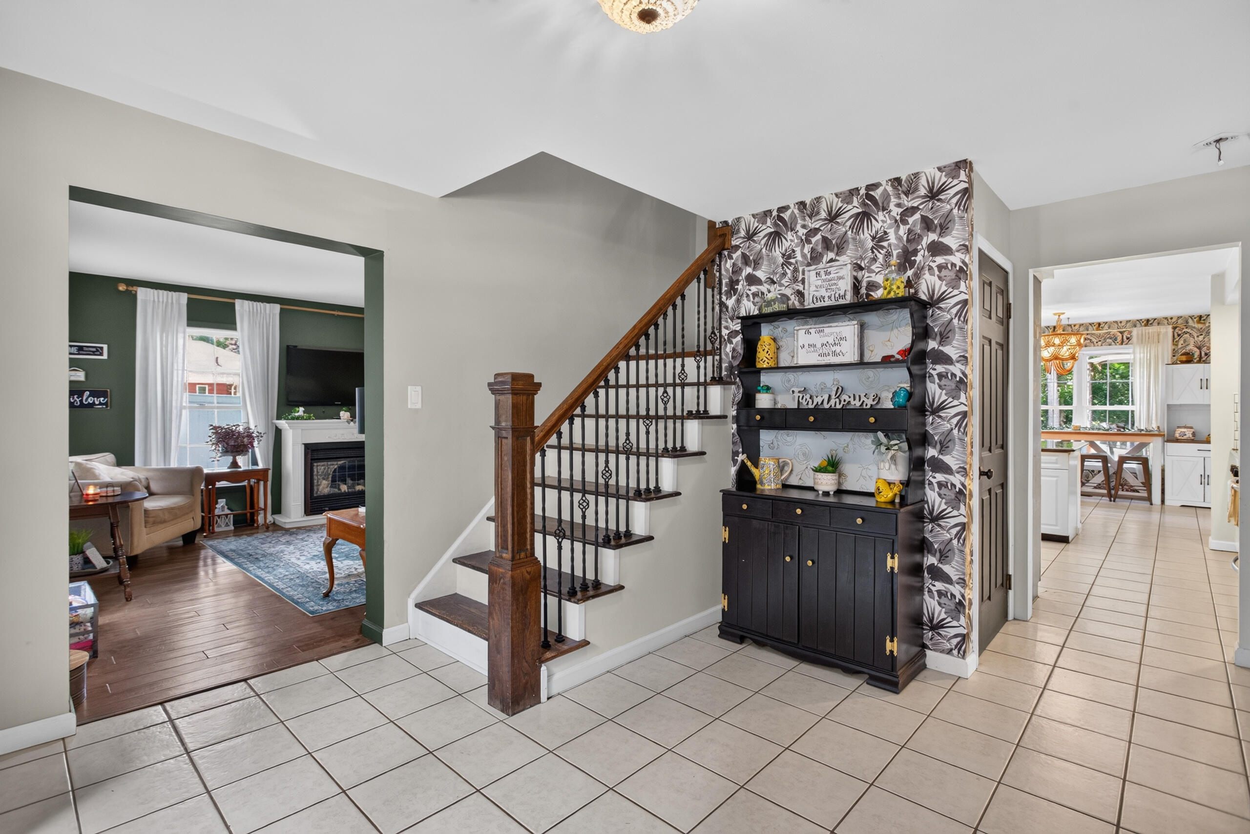 1210 Gilroy Road