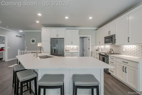 Tiny photo for 7466 Village Court, Springfield Charter Township, MI 48350 (MLS # 20261038545)