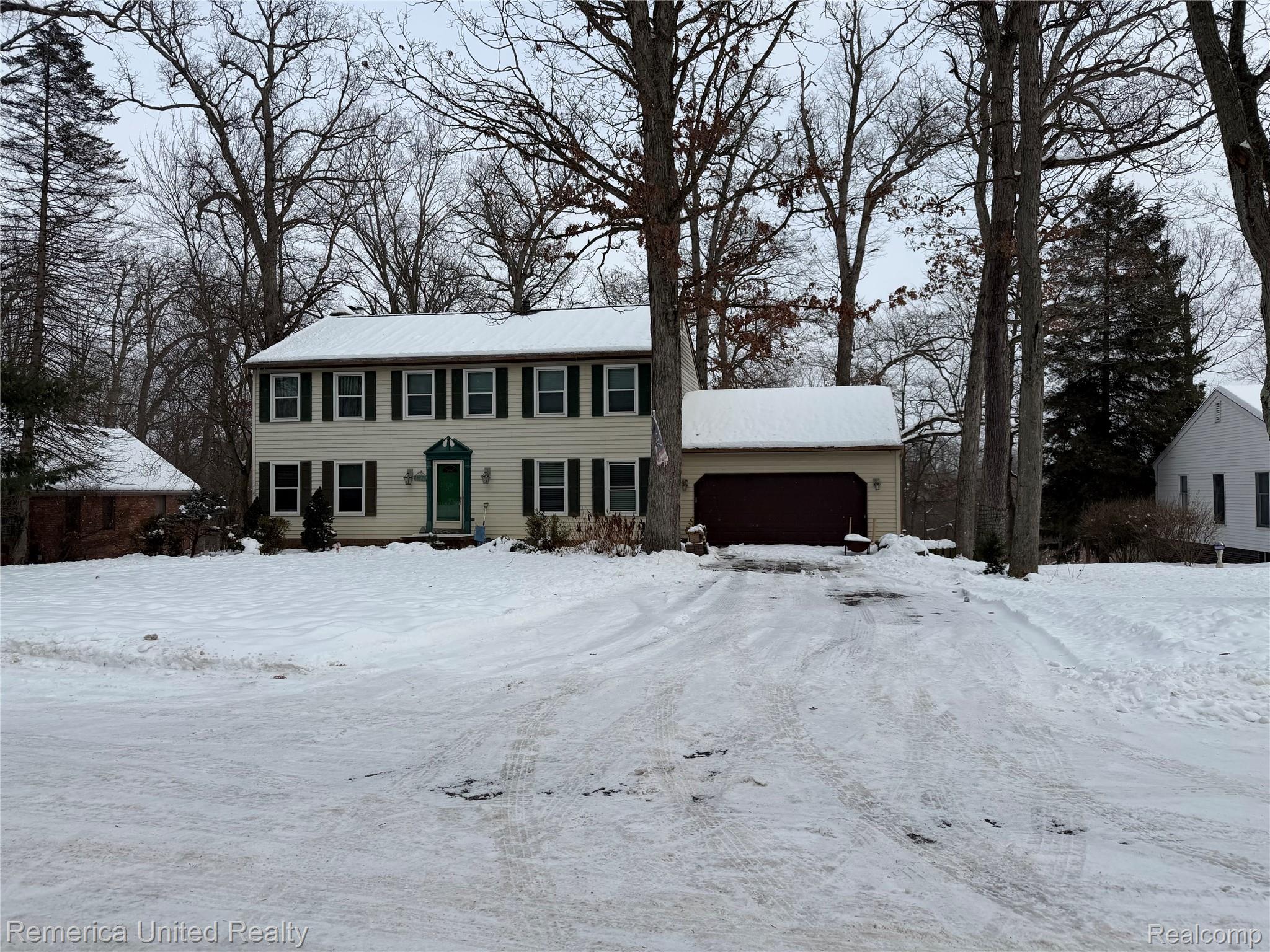 4781 Canyon Oaks Drive