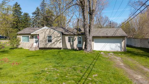 2244 Hammerslea Road Orion Charter Township MI 48359