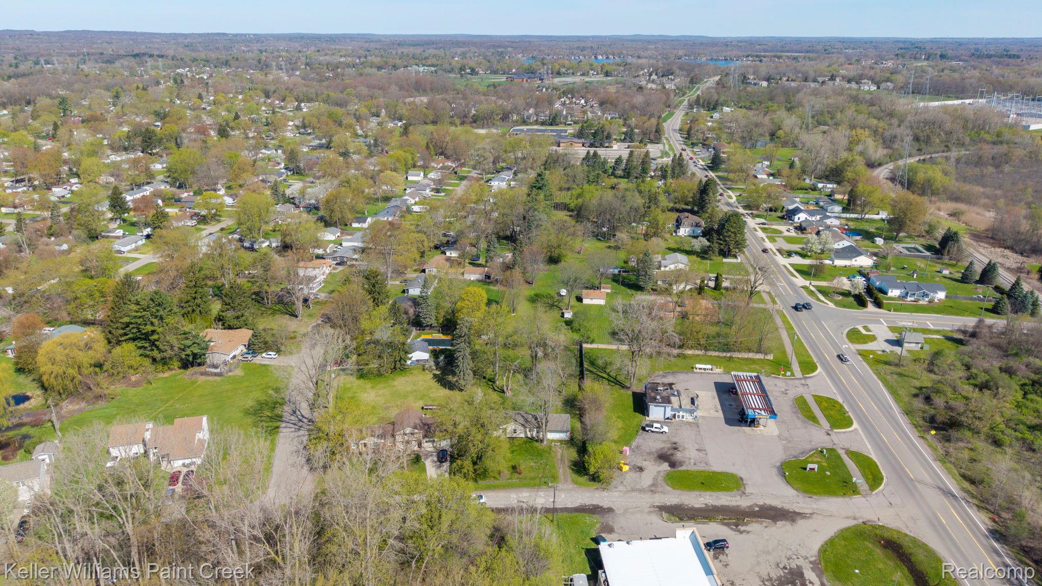 2244 Hammerslea Road