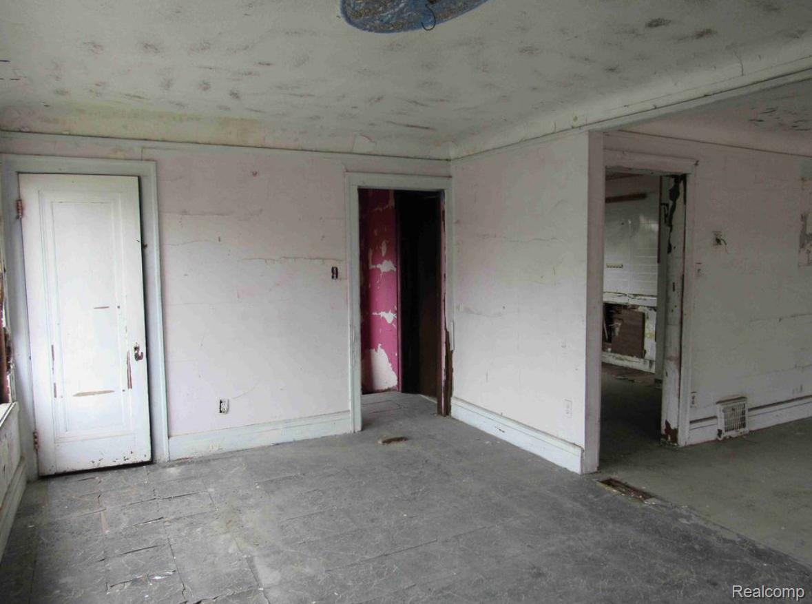 14069 Glenwood Street