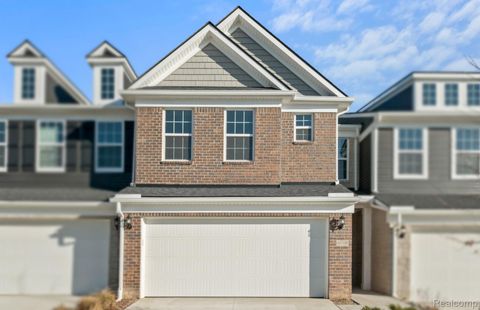 Photo of 4151 Nottingham Circle, Independence Charter Township, MI 48346 (MLS # 20261016331)