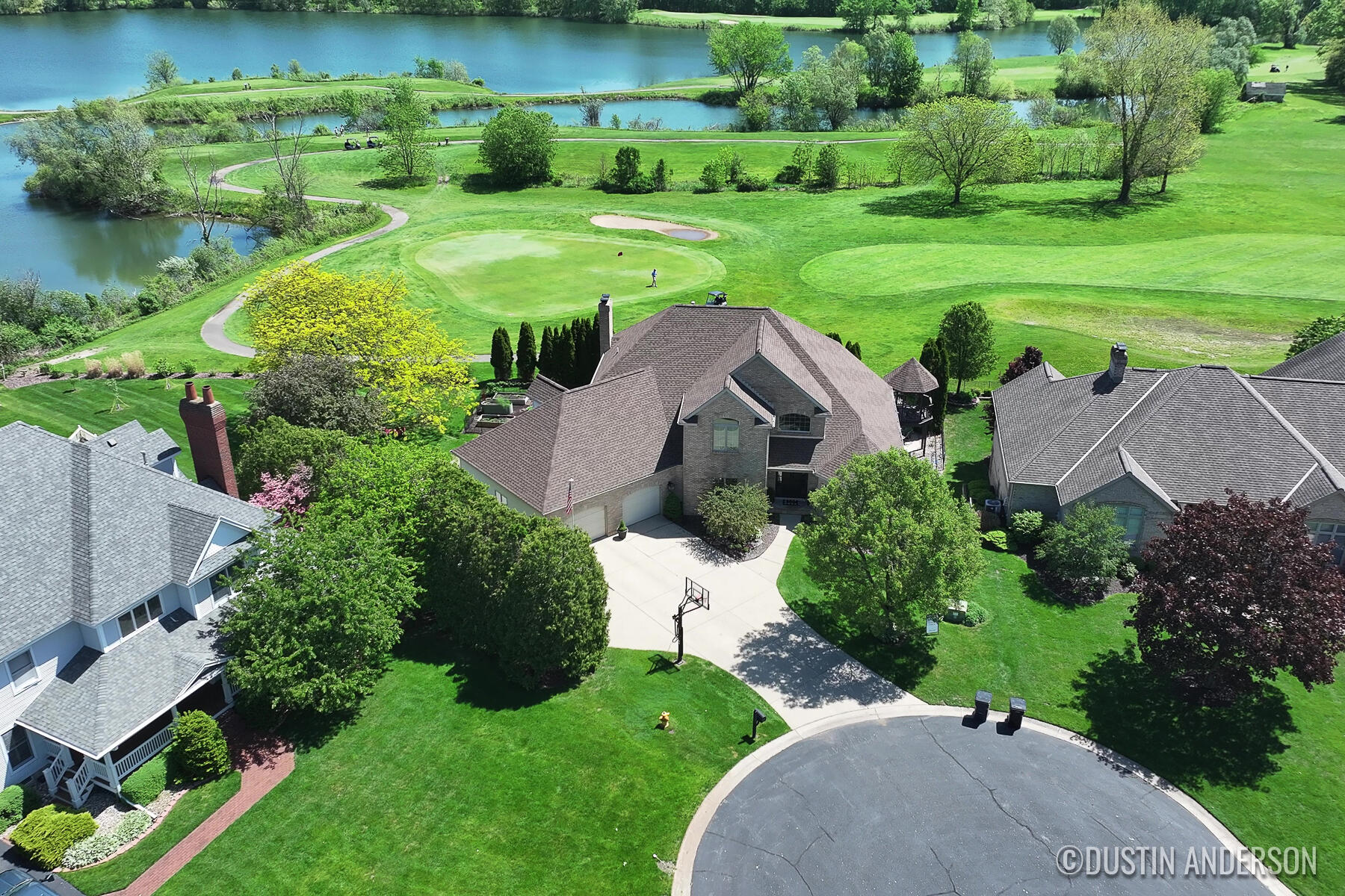 8682 Wallinwood Farms Drive