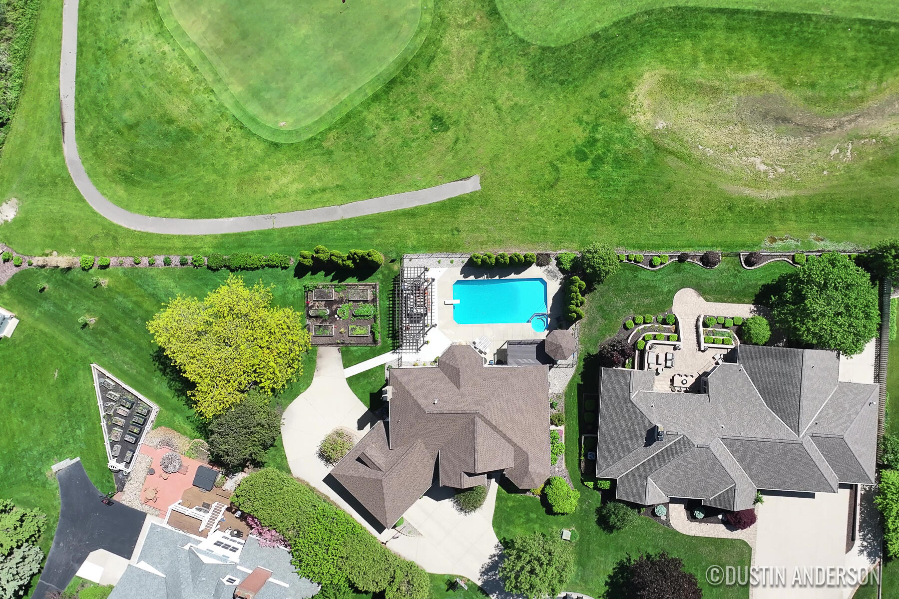 8682 Wallinwood Farms Drive