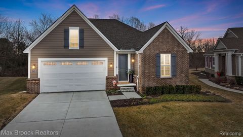 17170 GARDEN RIDGE Lane 72 Northville Township MI 48168