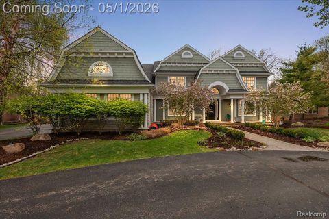 Photo of 30405 Stonegate Drive, Franklin Village, MI 48025 (MLS # 20261028527)