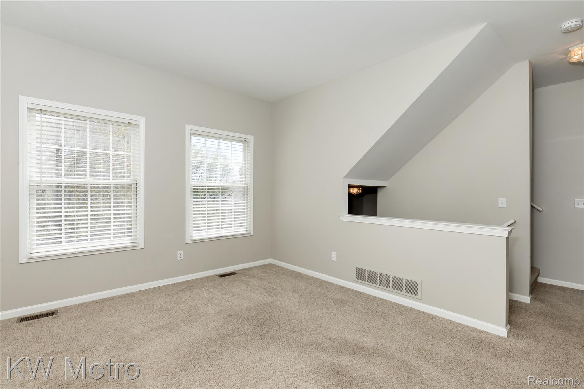 788 EAGLE Drive