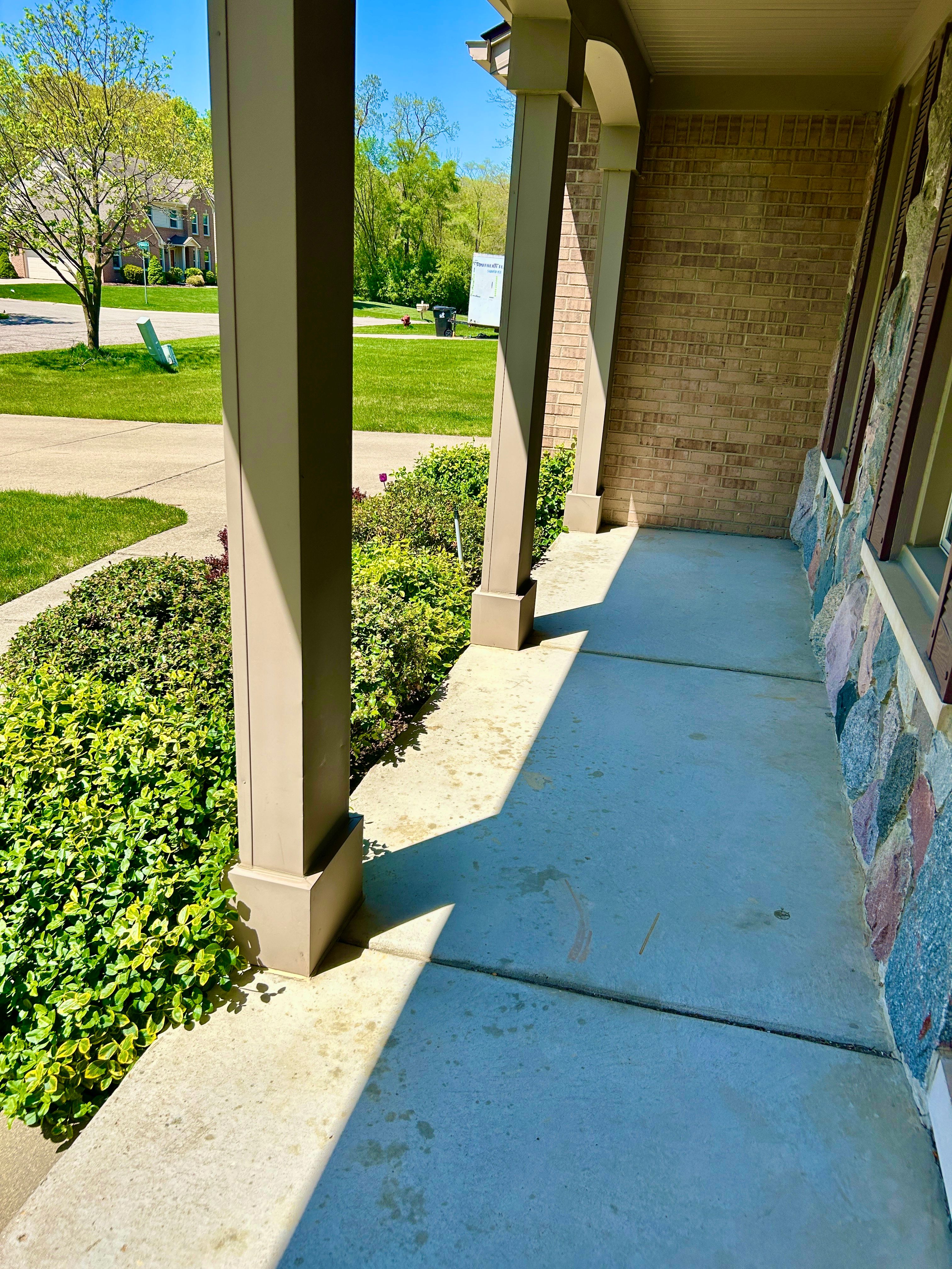 24584 RIDGEVIEW