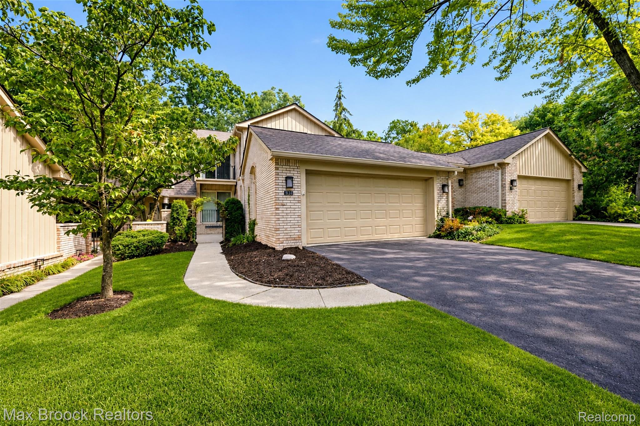 1131 Hillpointe Circle