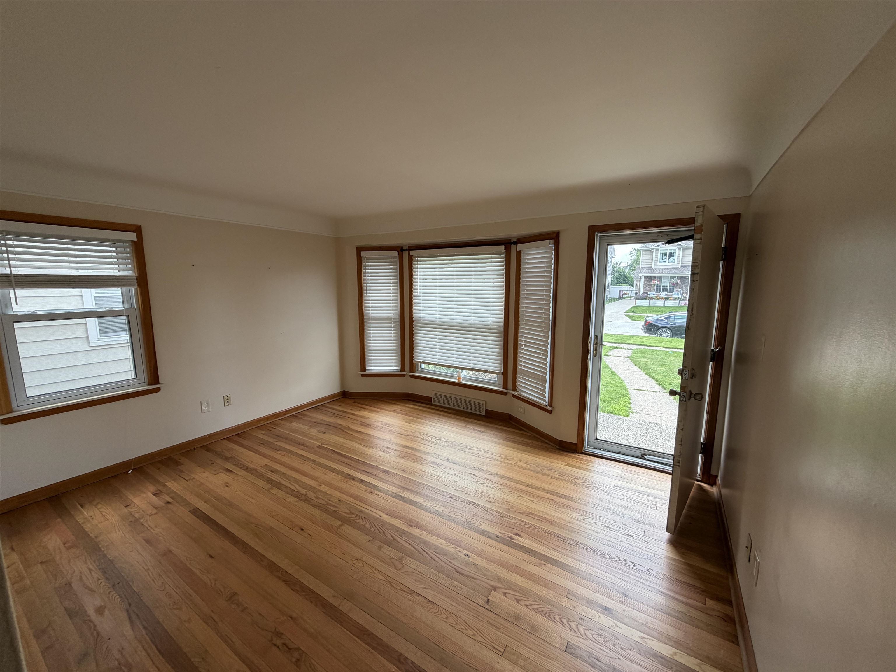 216 Linden Avenue