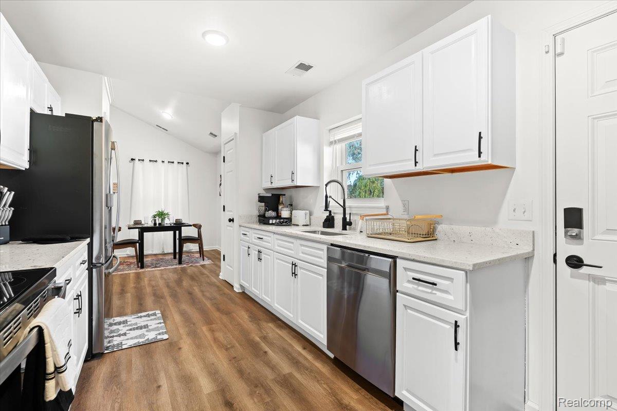 Auburn Hills, Michigan 48326, United States, ,Commercial,Active,247627