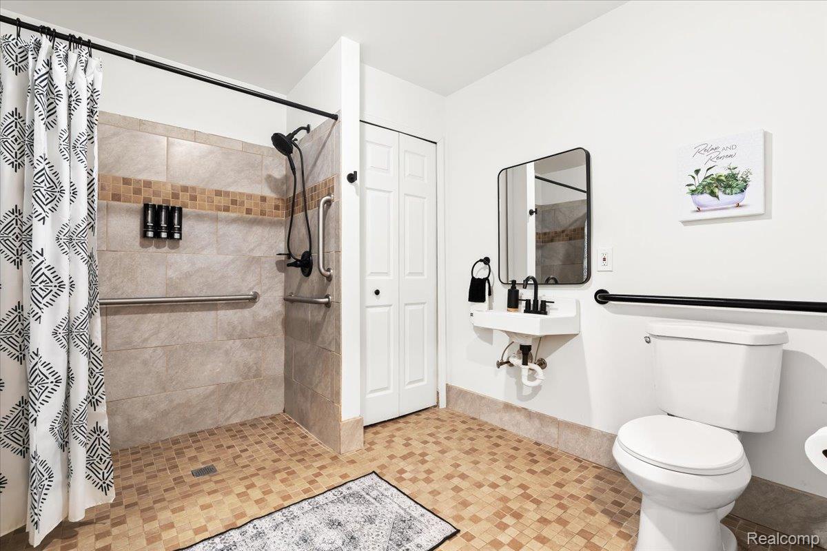 Auburn Hills, Michigan 48326, United States, ,Commercial,Active,247627