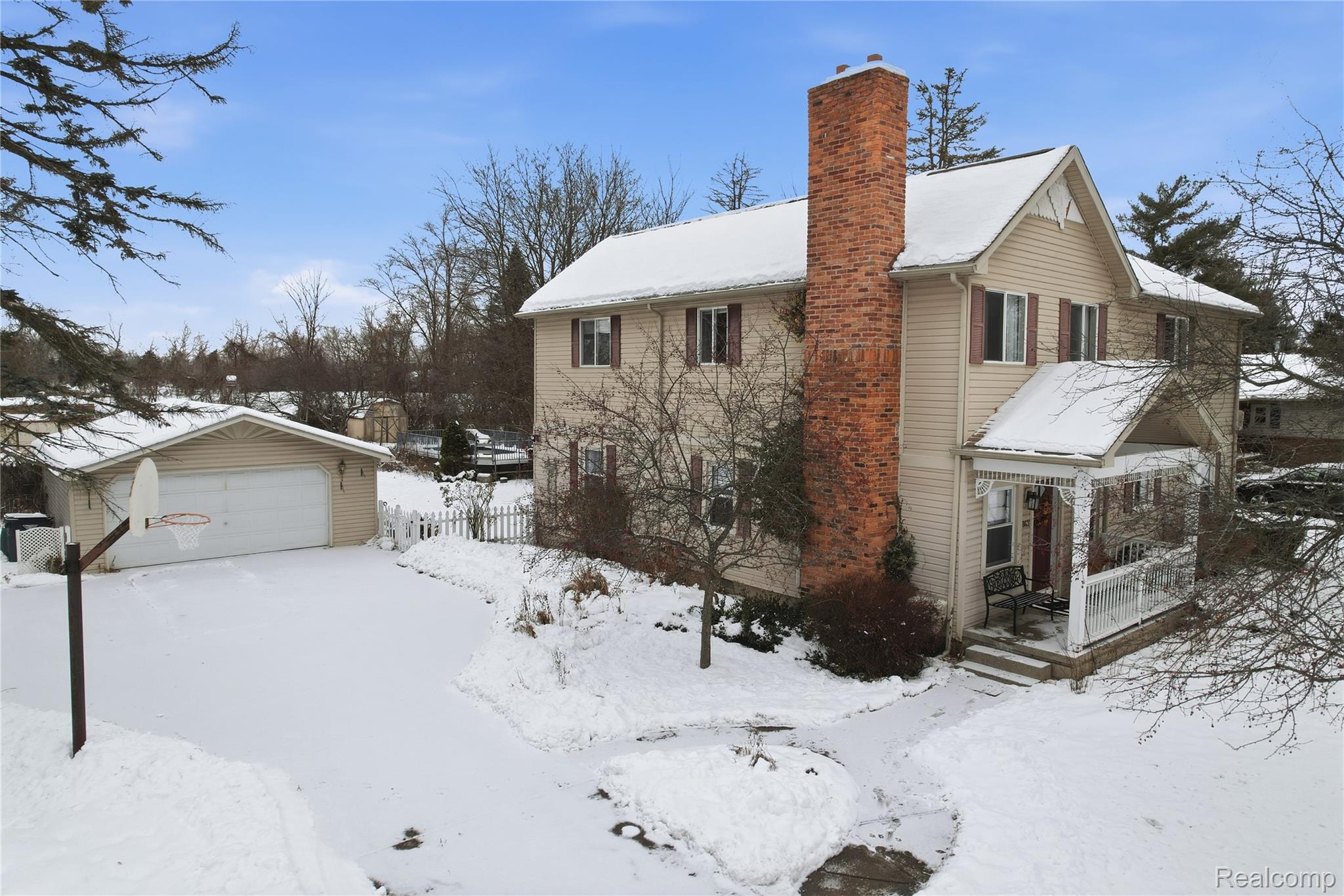 863 Sylvanwood Drive