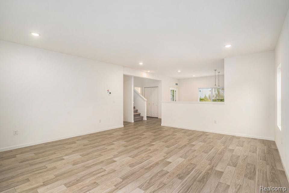 223 Ontario Court