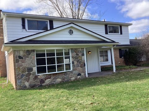 4747 QUARTON Road Bloomfield Charter Township MI 48301