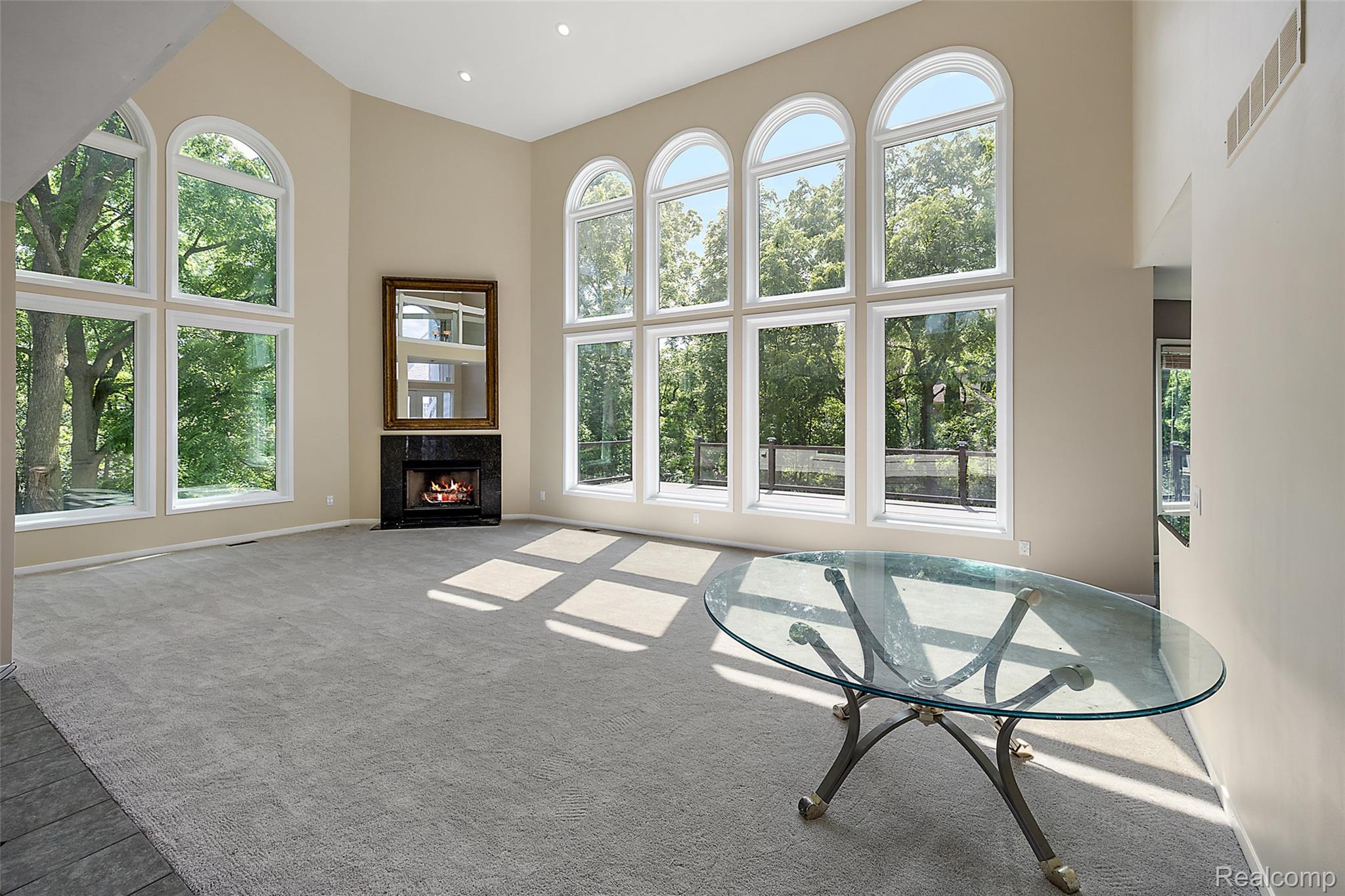 6358 Golden Lane