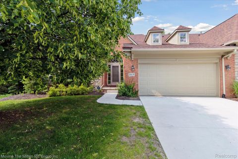 26636 VALHALLA Drive Farmington Hills City MI 48331