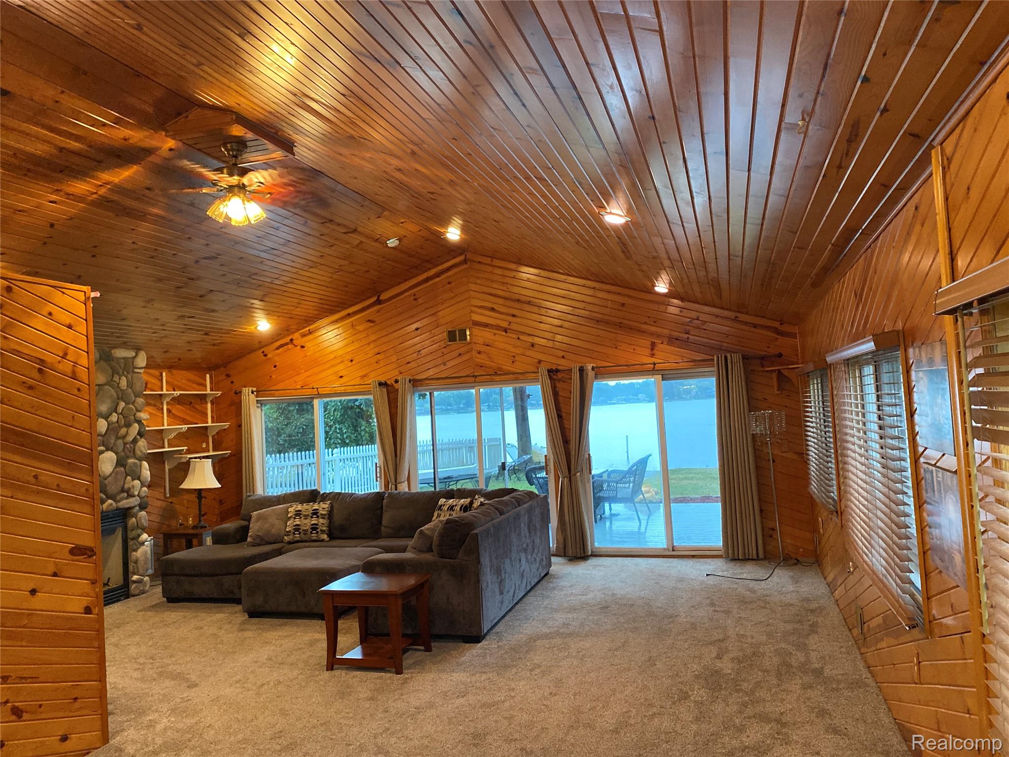 7825 Elizabeth Lake Rd Beach