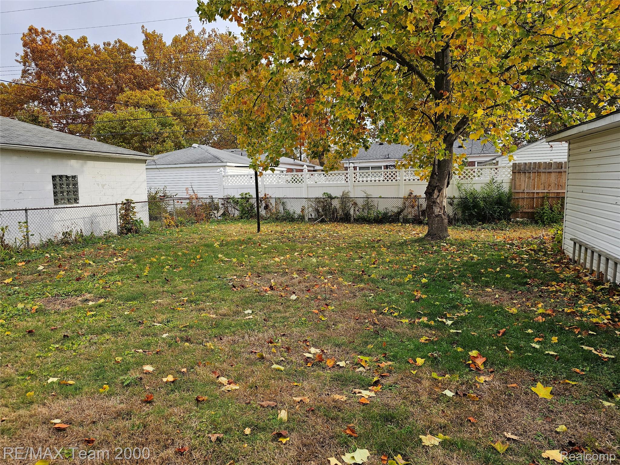 8630 N Evangeline Street