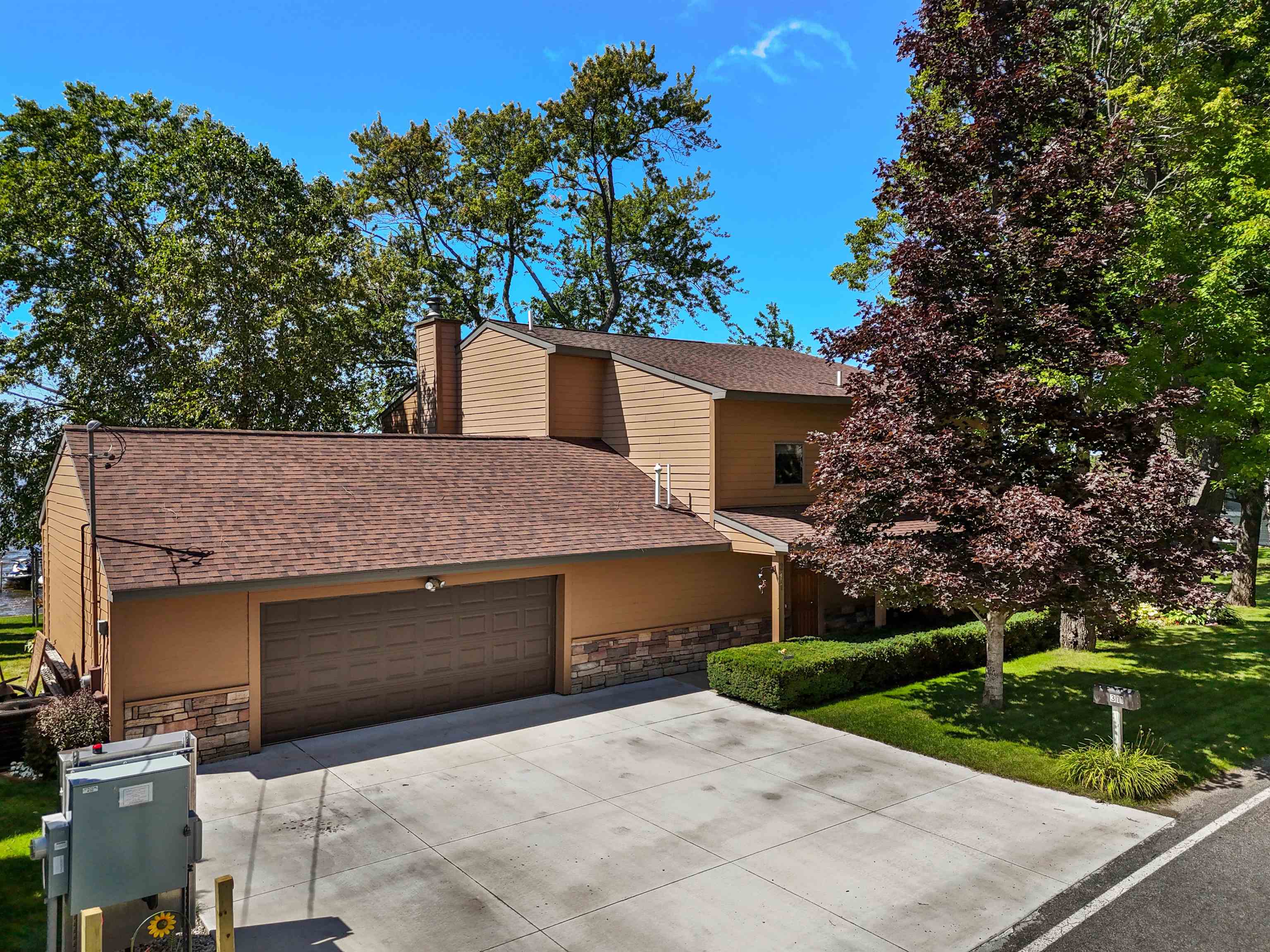 311 E Lake Mitchell Drive
