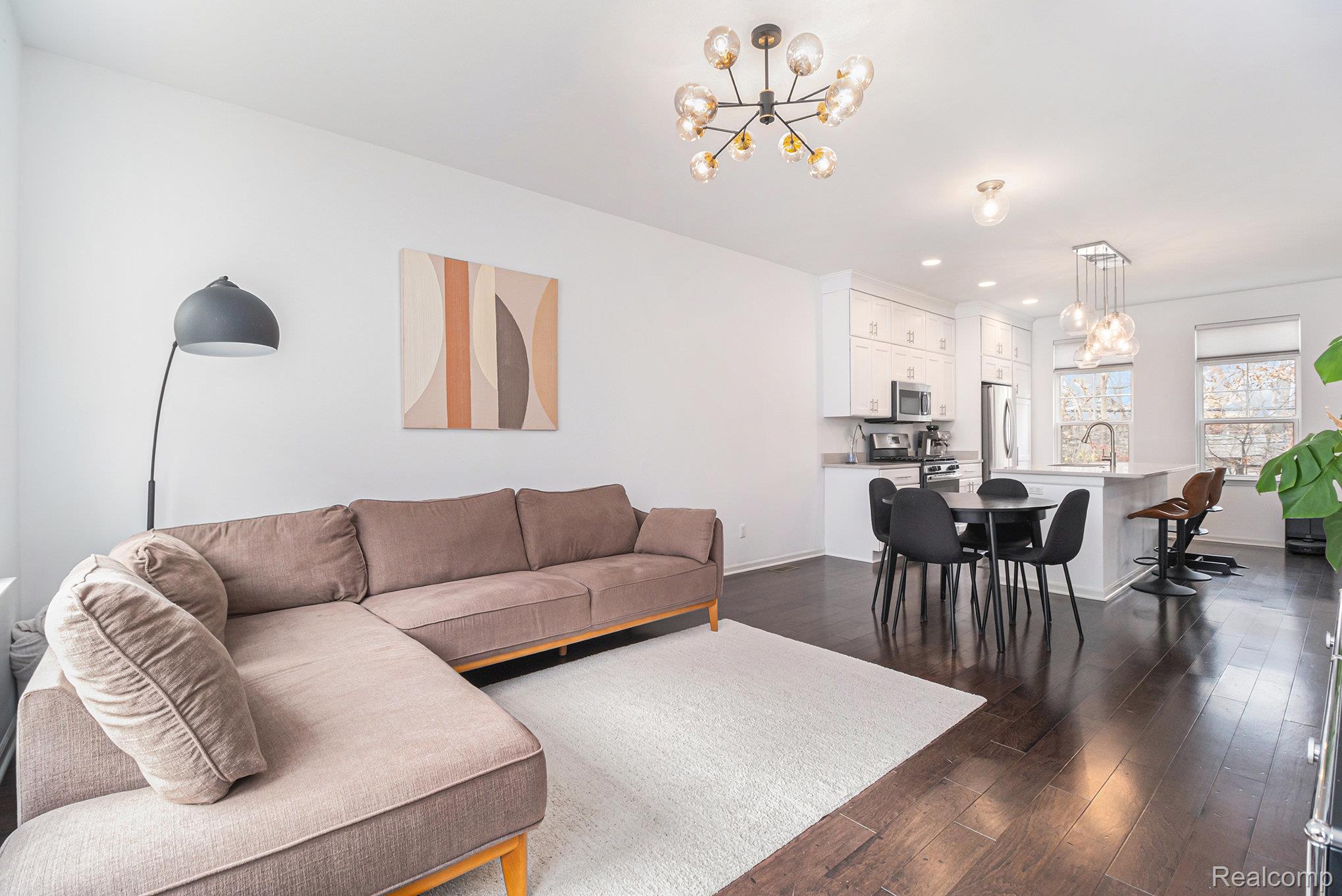 1091 N Sherman Drive C