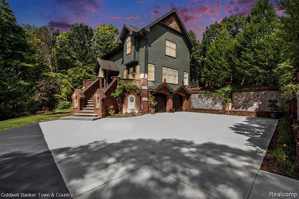 3534 Catherine Anne Lane