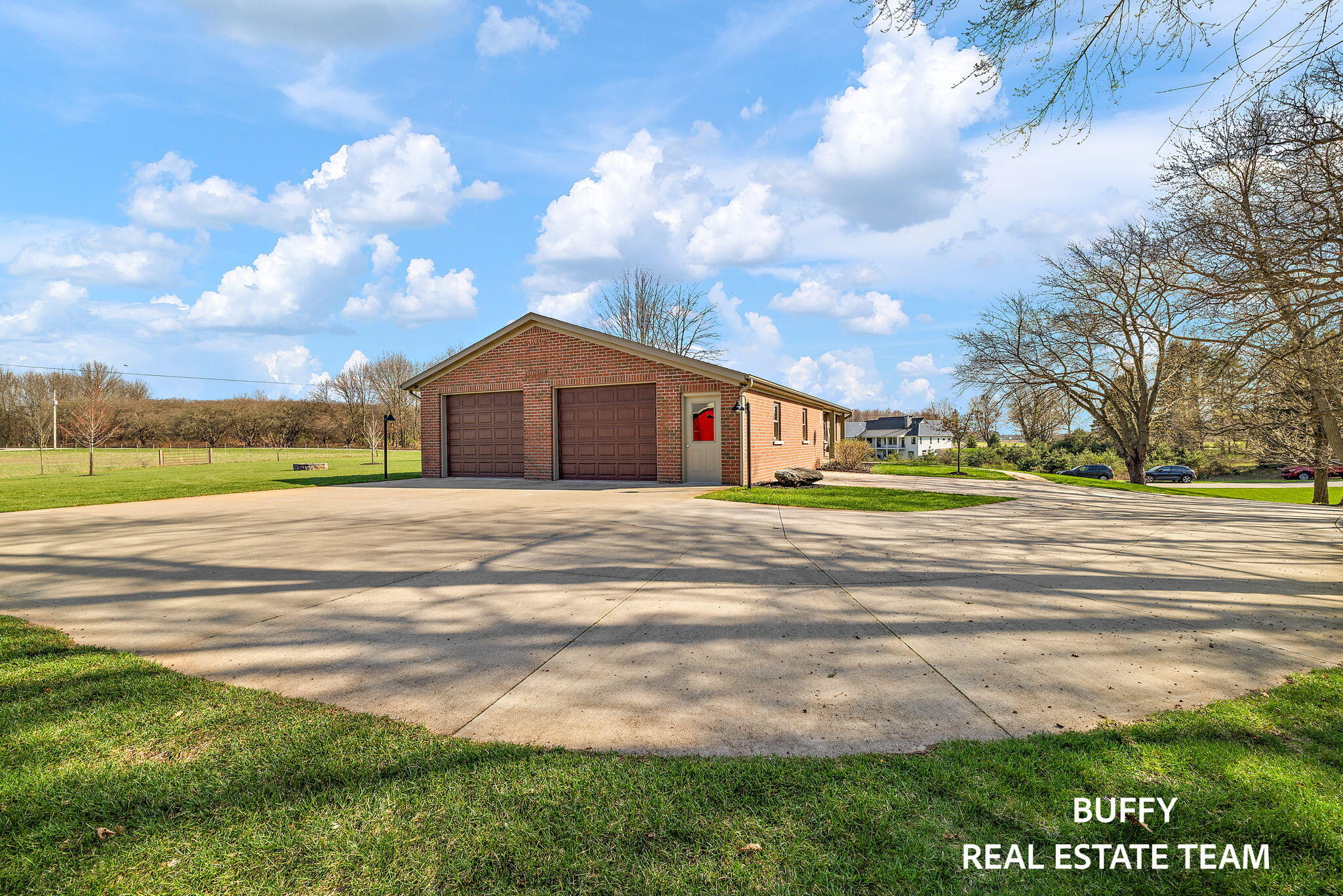 7500 Tiffany Avenue NE