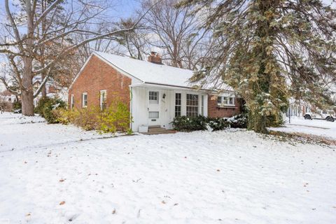 2403 Crooks Road Royal Oak City MI 48073