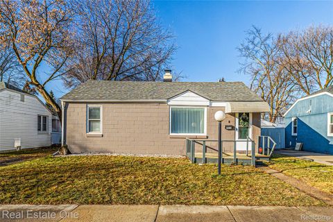 2411 Harris Street Ferndale City MI 48220