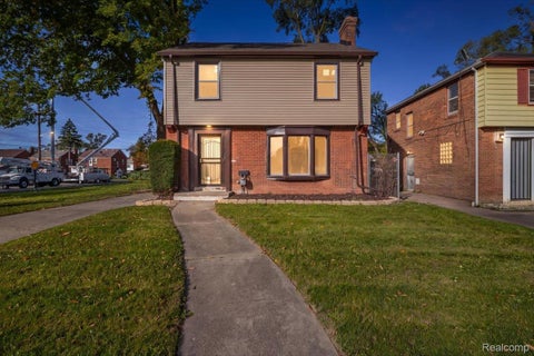 Photo of 13511 Longacre Street, Detroit City, MI 48227 (MLS # 20261083144)