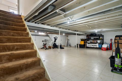 listing image 50
