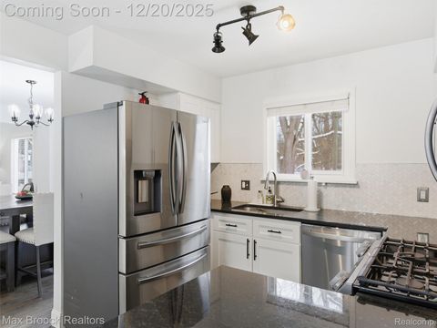 Tiny photo for 3655 Walnut, West Bloomfield Charter Township, MI 48324 (MLS # 20251060904)