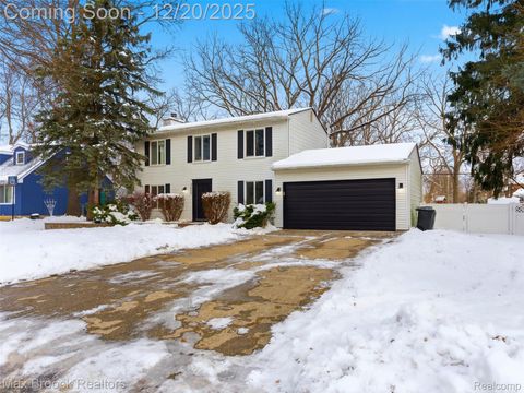 Tiny photo for 3655 Walnut, West Bloomfield Charter Township, MI 48324 (MLS # 20251060904)