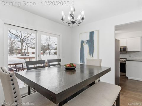 Tiny photo for 3655 Walnut, West Bloomfield Charter Township, MI 48324 (MLS # 20251060904)