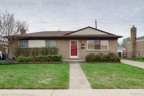 34227 Rosslyn Street Westland City MI 48185