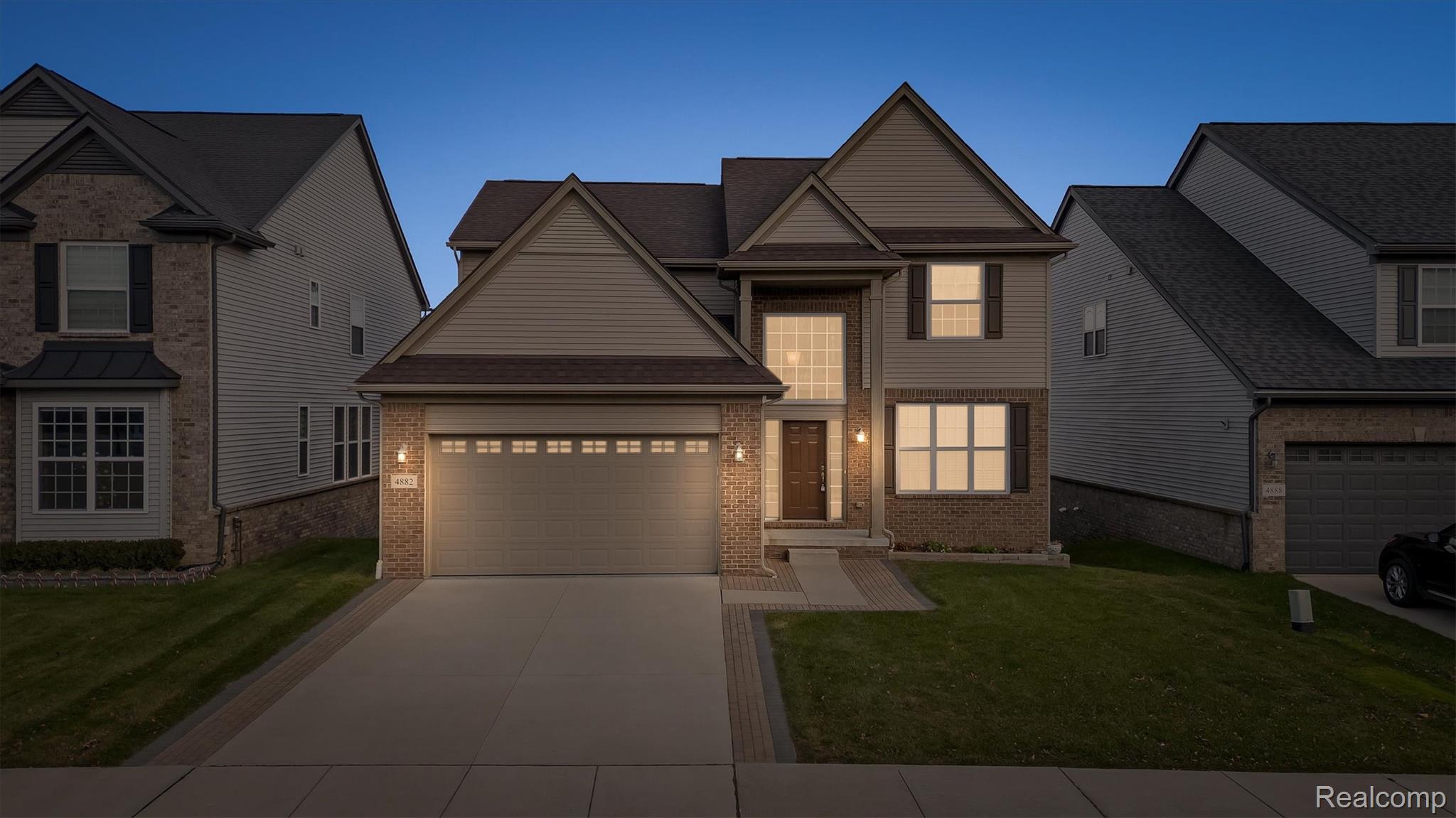 4882 E Stonegate Circle