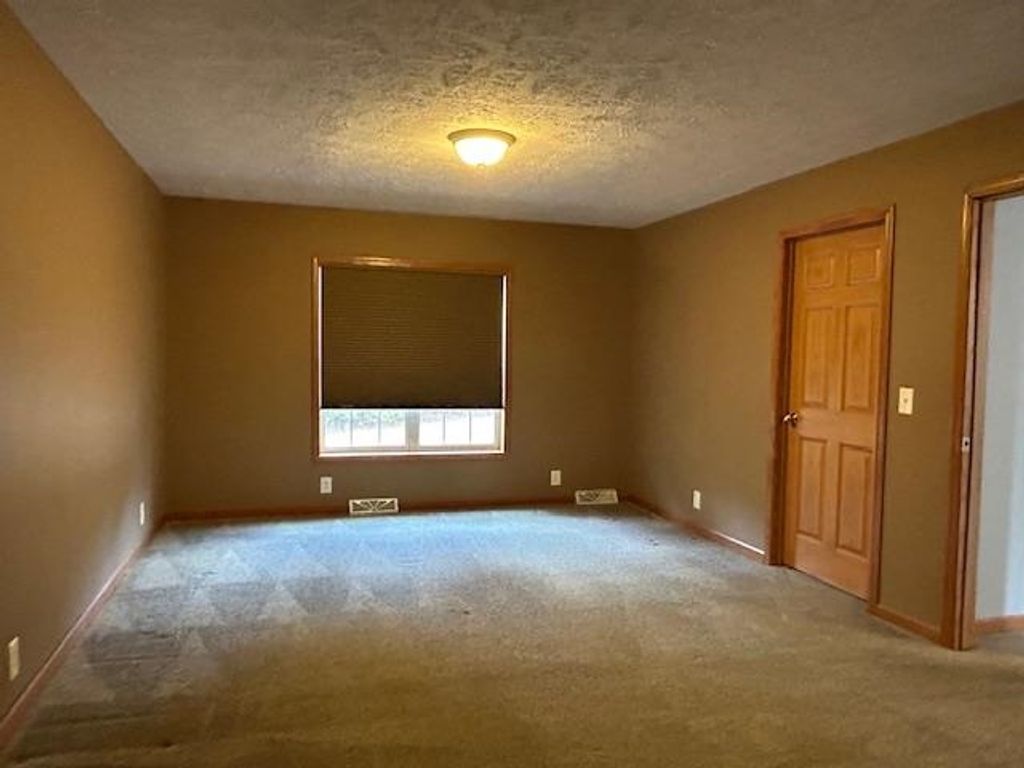 listing image 65