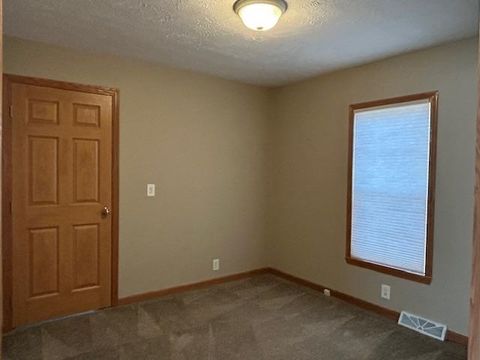 listing image 64