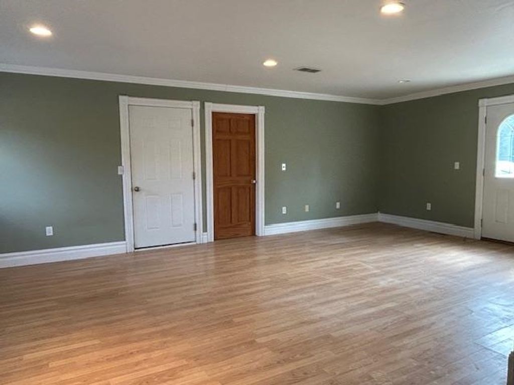 listing image 30